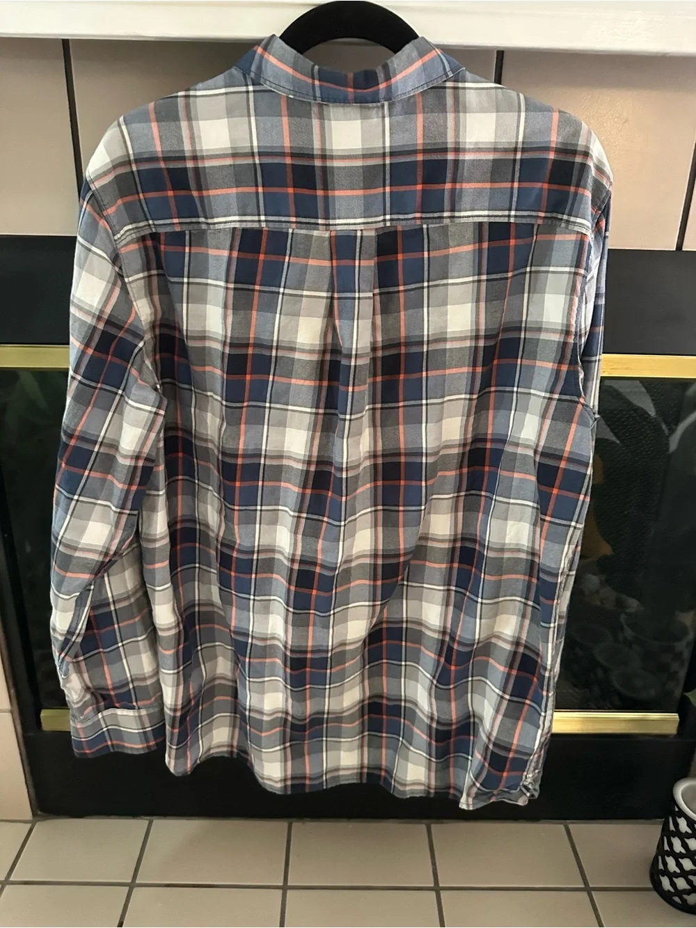 The North Face Men’s Blue Plaid Button-Up Shirt